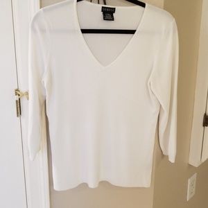 Flattering white light weight summer sweater